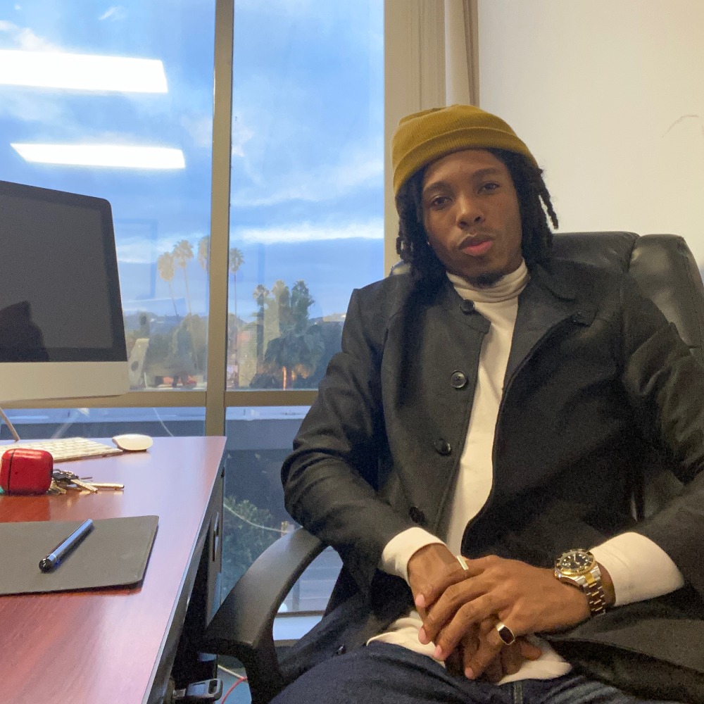 Meet your Posher, Dimetri